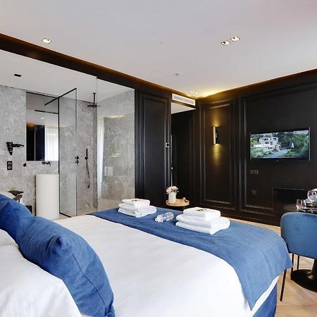 Couples Getaway Unit With Jacuzzi - City Center Париж Екстер'єр фото